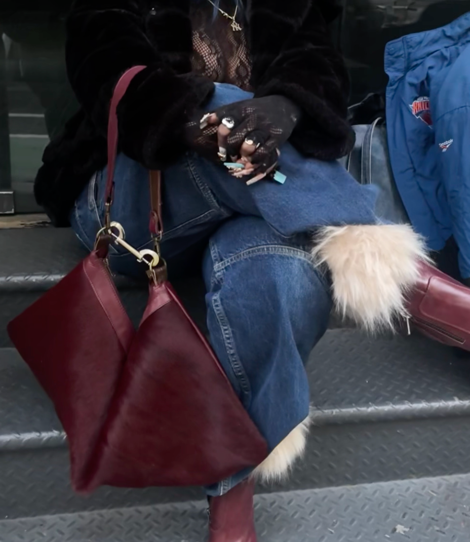 Pierre Laborde Monochrome Leather & Pony Hair Medium Shoulder Bag - Burgundy