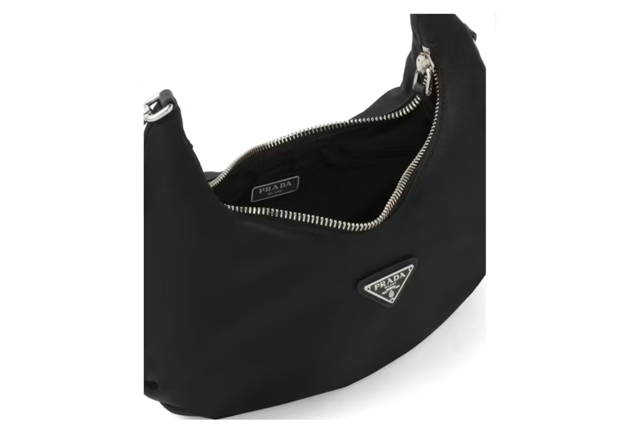 Prada Re-Edition 2006 Nylon Bag - Black